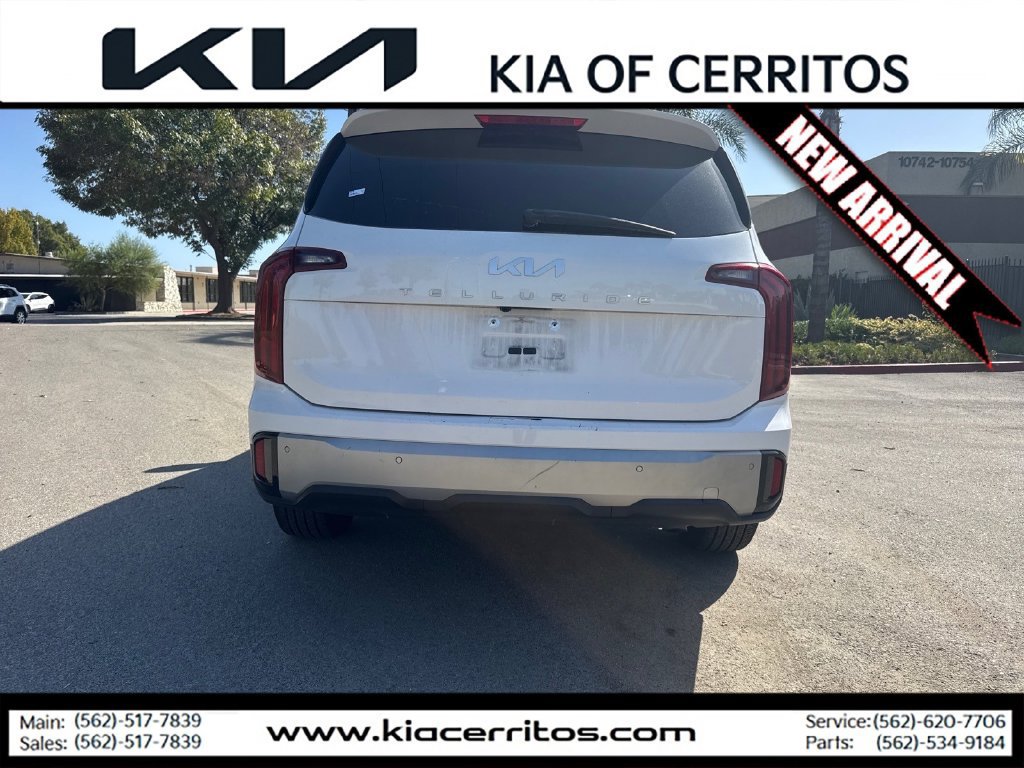 Certified 2023 Kia Telluride LX FWD image 4