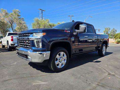Used 2022 Chevrolet Silverado 2500 LTZ w/ LTZ Plus Package AWD/4WD image 2