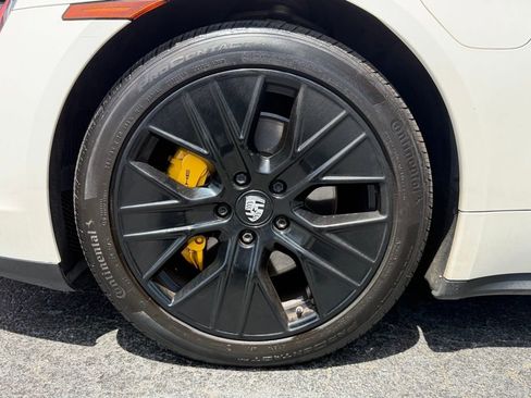 Used 2020 Porsche Taycan 4S AWD/4WD image 4
