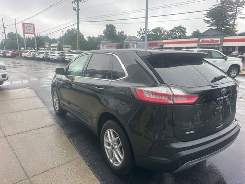 Used 2024 Ford Edge SEL w/ Convenience Package AWD/4WD image 5