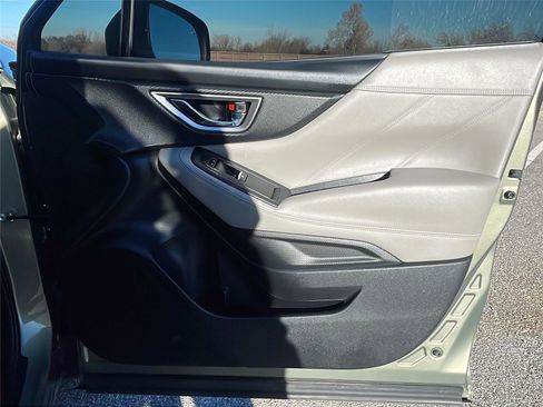 Used 2019 Subaru Forester Limited w/ Popular Package #3 image 13