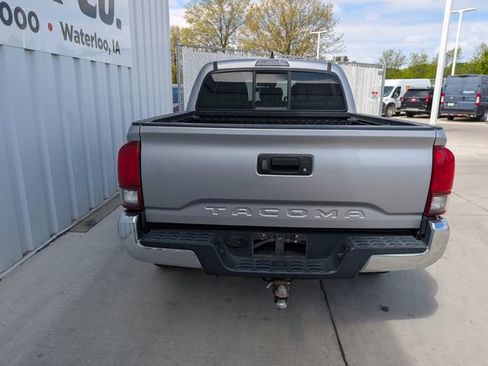 Used 2019 Toyota Tacoma SR5 RWD image 14