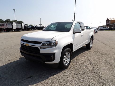 Used 2022 Chevrolet Colorado LT w/ Fleet Safety Package RWD image 52