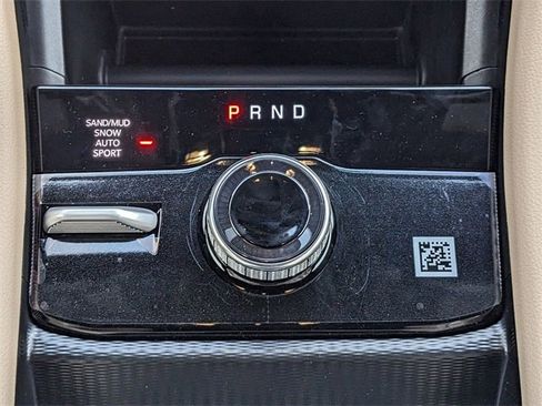 New 2025 Jeep Grand Cherokee Limited image 16