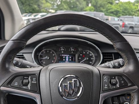 Used 2022 Buick Encore Preferred w/ Safety Package AWD/4WD image 23