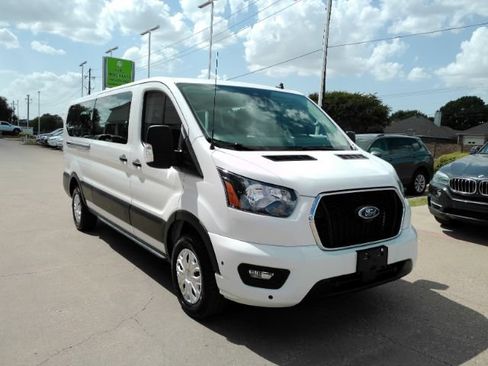 Used 2025 Ford Transit 350 XLT RWD image 4