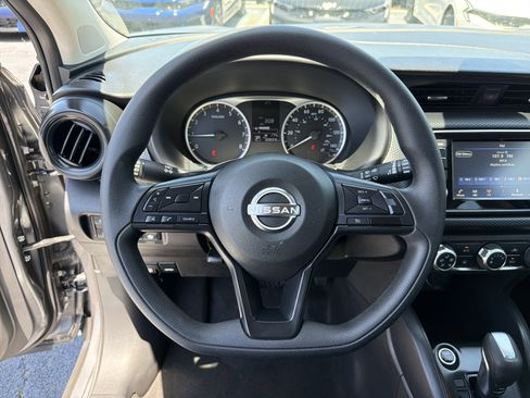 Used 2024 Nissan Kicks S FWD image 21