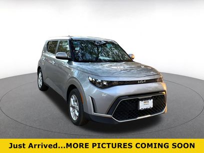 Used 2025 Kia Soul LX w/ LX Technology Package