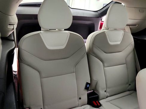 Used 2025 Volvo EX90 Ultra image 23