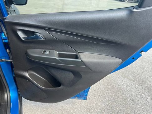 Used 2022 Chevrolet Bolt LT FWD image 24