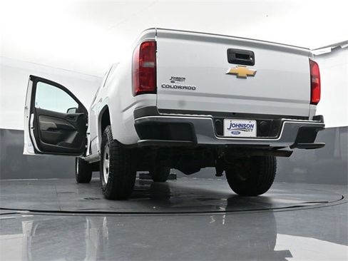 Used 2018 Chevrolet Colorado W/T image 37