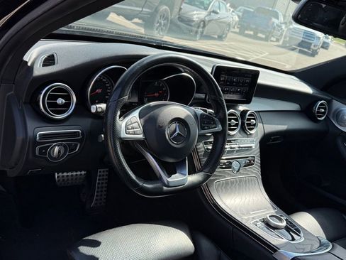 Used 2018 Mercedes-Benz C 300 Sedan image 4