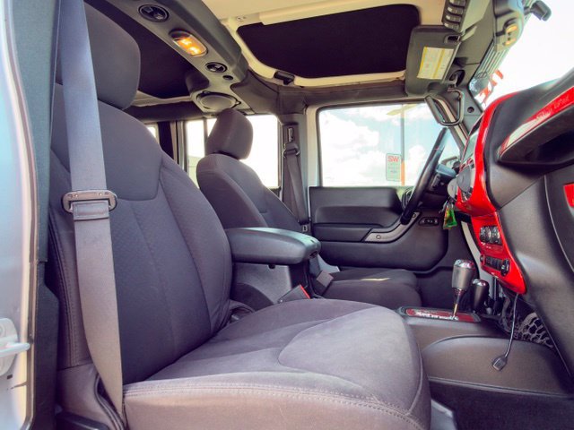 Used 2013 Jeep Wrangler Unlimited Sport AWD/4WD image 15