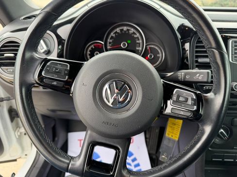 Used 2019 Volkswagen Beetle 2.0T S image 16