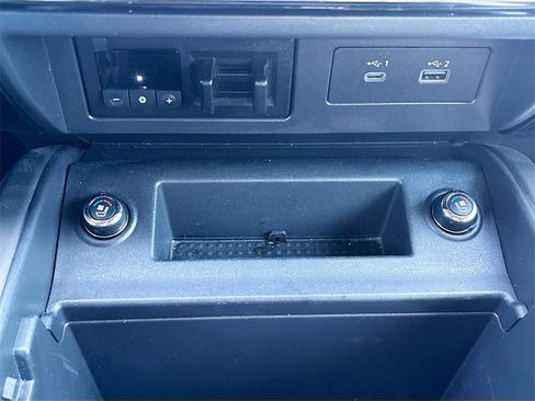 Used 2022 Nissan Titan Platinum Reserve w/ Moonroof Package image 20