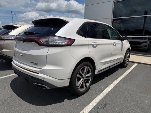 Used 2017 Ford Edge Sport w/ Technology Package AWD/4WD image 4
