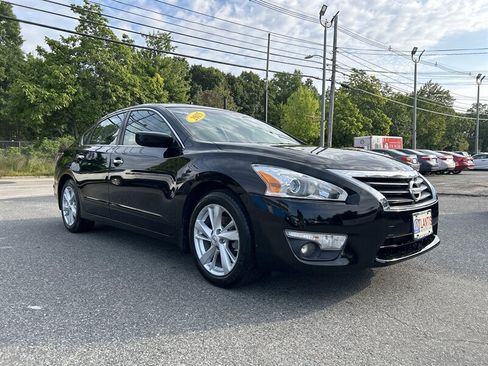 Used 2015 Nissan Altima 2.5 SV FWD image 3