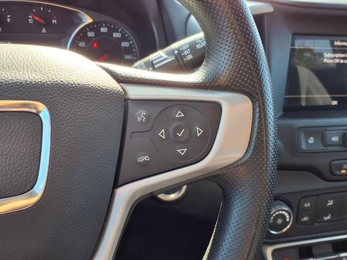 Used 2024 GMC Terrain SLE image 16