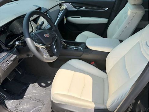 Used 2026 Cadillac XT5 Sportv AWD/4WD image 11