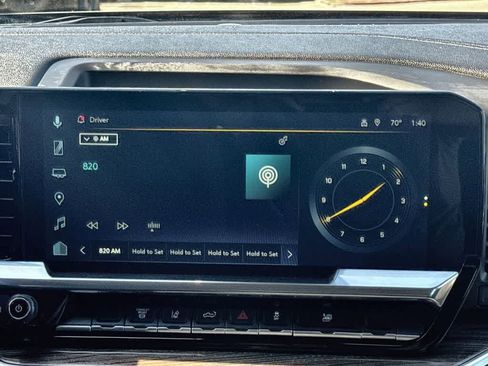 Used 2025 Chevrolet Silverado 2500 LT w/ Convenience Package image 17