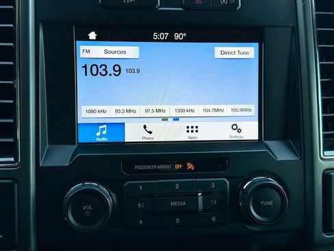 Used 2019 Ford F150 XLT AWD/4WD image 16