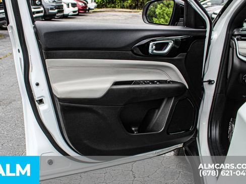 Used 2025 Jeep Compass Limited AWD/4WD image 38