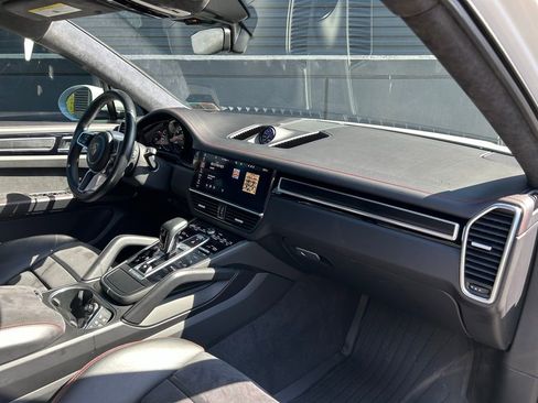 Certified 2021 Porsche Cayenne GTS image 22