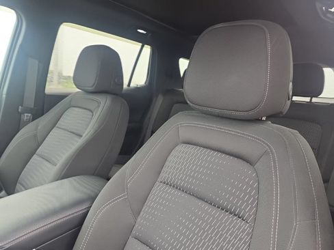 Used 2025 Chevrolet Equinox LT FWD image 45