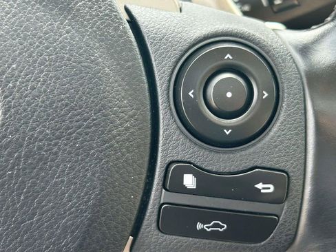Used 2016 Lexus IS 200t RWD image 21