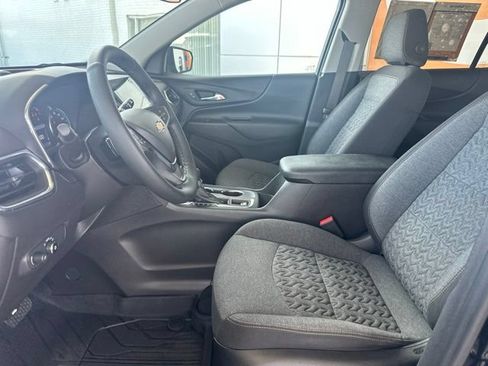 Used 2024 Chevrolet Equinox LT AWD/4WD image 24