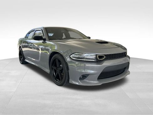 Used 2019 Dodge Charger R/T w/ Driver Confidence Group RWD image 2