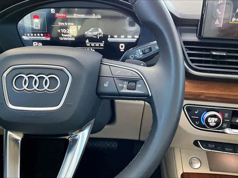 Used 2022 Audi Q5 2.0T Premium Plus image 24