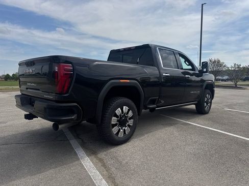New 2026 GMC Sierra 2500 Denali w/ Denali Reserve Package AWD/4WD image 6