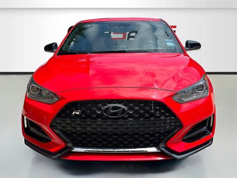 Used 2020 Hyundai Veloster N w/ Performance Package image 2