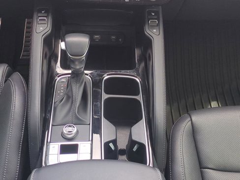 Certified 2024 Kia Telluride SX image 14