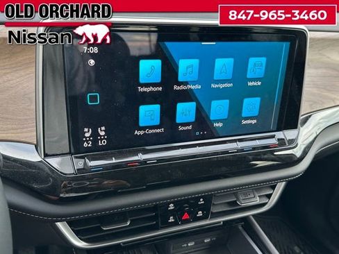 Used 2025 Volkswagen Atlas SE AWD/4WD image 12
