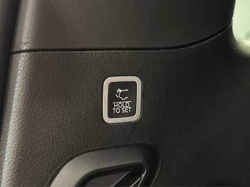 Used 2022 Jeep Wagoneer Series II image 50