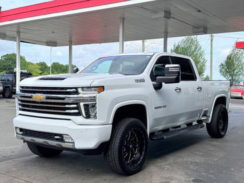 Used 2021 Chevrolet Silverado 2500 High Country w/ Z71 Off-Road Package AWD/4WD image 6