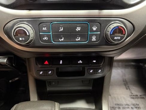 Used 2017 GMC Canyon SLE w/ SLE Convenience Package AWD/4WD image 37
