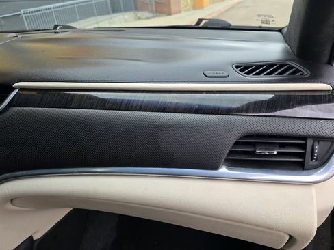 Used 2016 Cadillac XTS Vsport Platinum image 30