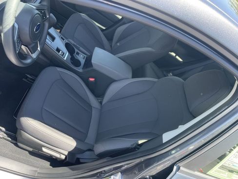 Certified 2025 Subaru Impreza 2.0i AWD/4WD image 13