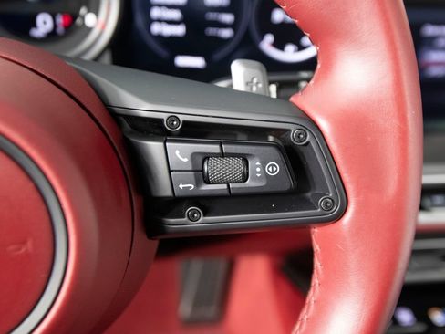 Used 2020 Porsche 911 Carrera 4S AWD/4WD image 25