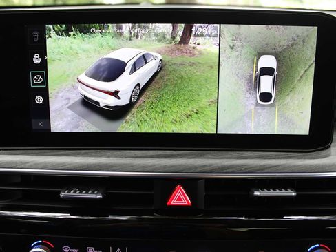 New 2025 Kia K5 EX image 55