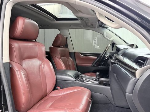 Used 2016 Lexus LX 570 4WD image 49