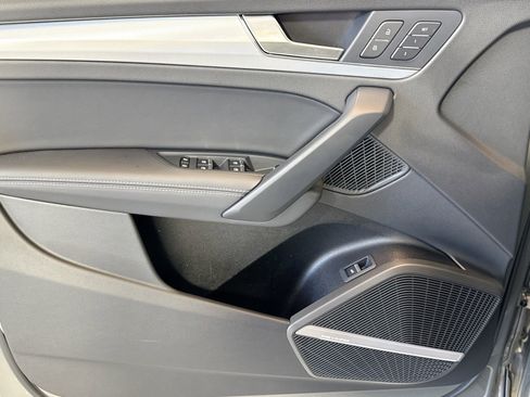 Used 2024 Audi Q5 2.0T Premium Plus image 17