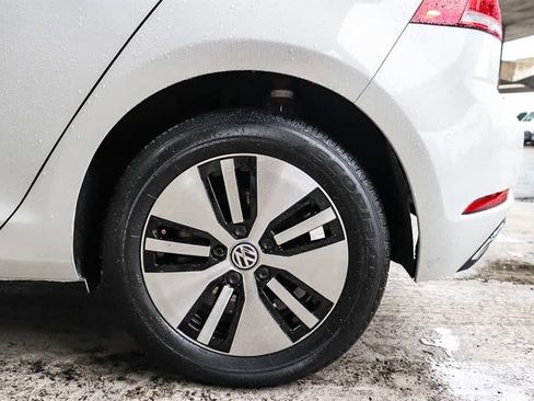 Used 2019 Volkswagen e-Golf SE w/ Driver Assistance Package image 10