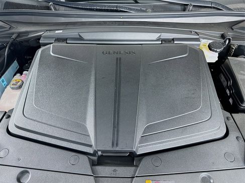 Certified 2025 Genesis GV60 Advanced image 30