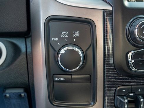 Used 2015 RAM 3500 Laramie Longhorn image 23