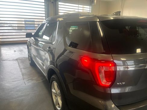 Used 2016 Ford Explorer XLT AWD/4WD image 6