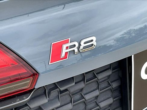Used 2023 Audi R8 V10 performance w/ Dynamic Package RWD image 31